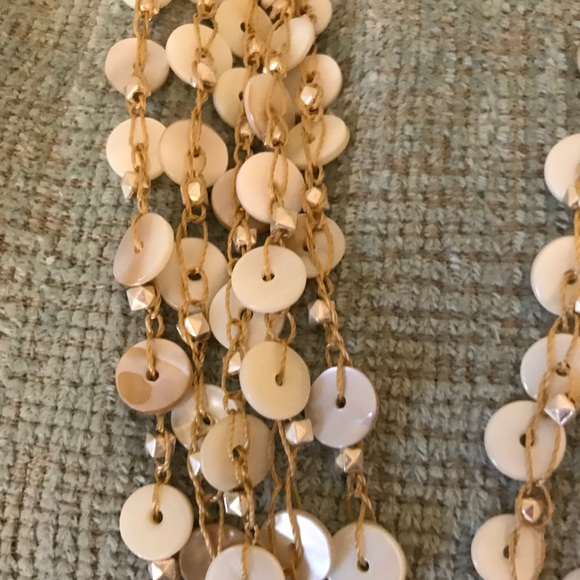 Shell Necklace - Picture 9 of 13